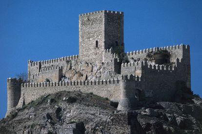 Perched atop the aptly named Eagle’s Mount, this gothic construction dates back to the Arab period, and had fallen into such disrepair over the centuries that it came close to being demolished in 1919. Fortunately, it wasn’t, and is now one of the best examples of its type in the Castilla-La Mancha region.