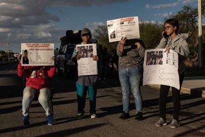 Familiares, amigos y vecinos de los jóvenes asesinados en Zacatecas