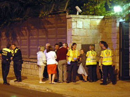 The emergency services outside Gayoso&#039;s house the night of her murder.