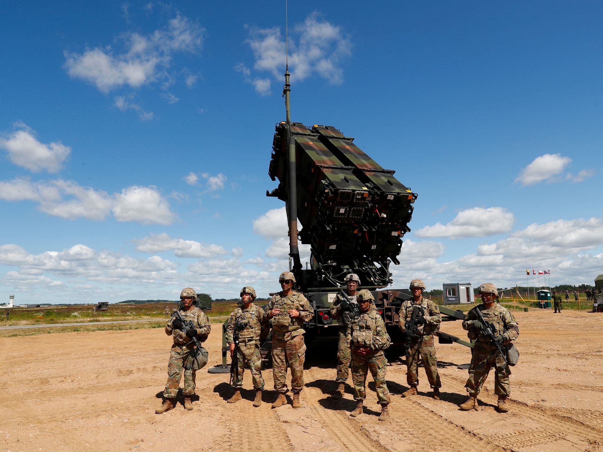 US considers sending Patriot missile defense system to Ukraine