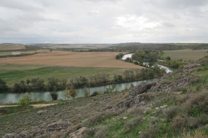 View of the Tagus River from the Caraca archeological site in Driebes, Guadalajara.