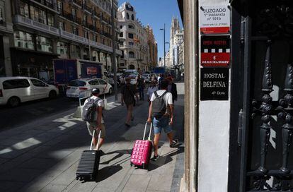 Courtroom 101 bis is located on the second floor at number 12, Gran Vía, right in the center of Madrid.