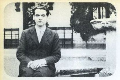 Lorca in Toledo at the end of the 1920s.