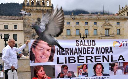 A demonstration in Bogotá demanding the journalist's release.