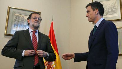 Rajoy and Sánchez during their meeting last week in Congress.