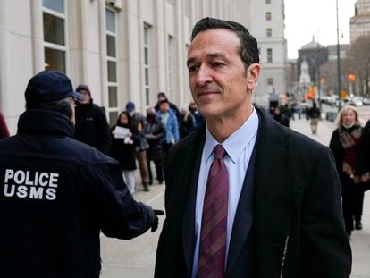 Former 21st Century Fox executive Hernan Lopez arrives at federal court in Brooklyn, Jan. 17, 2023, in New York.