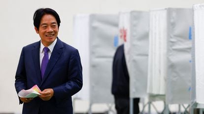 Lai Ching-te, Taiwan's vice president and presidential candidate of the ruling Democratic Progressive Party (DPP), at a polling station during the presidential and parliamentary elections in Tainan, Taiwan, on Saturday.