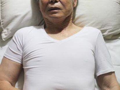 The photo of ex-president of Peru, Alberto Fujimori, which has been posted on the internet.
