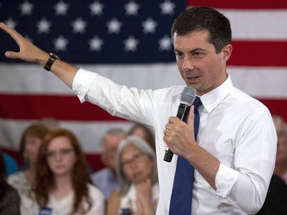 Pete Buttigieg speaks at a campaign event in Manchester on August 21.