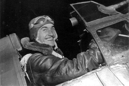 José Falcó aboard his Chato biplane during the Spanish Civil War.