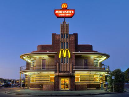 An 'art deco' McDonalds's restaurant in Clifton Hill, Melbourne, Australia.