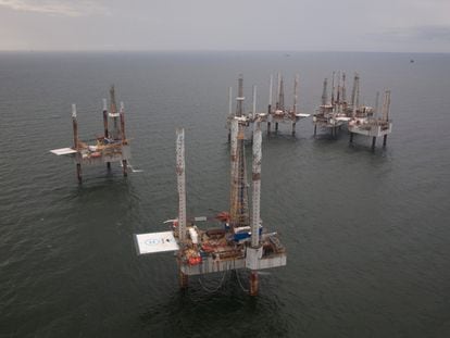 Unused oil rigs sit in the Gulf of Mexico near Port Fourchon, Louisiana August 11, 2010.