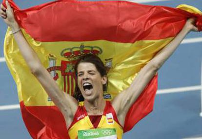 Ruth Beitia celebrates after winning the gold medal in the high jump