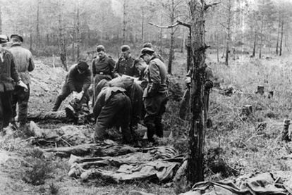 Image taken in 1943 of the Katyn mass graves in the Russian municipality of Smolensk