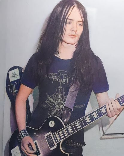 Euronymous playing his guitar.