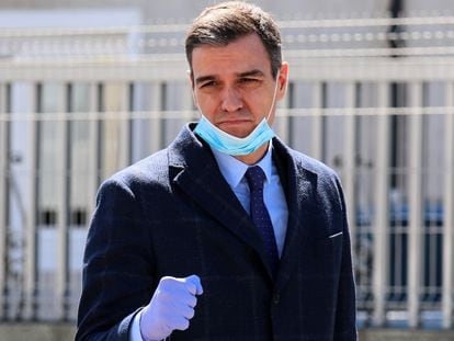 Prime Minister Pedro Sánchez on a visit to a ventilator factory in Madrid on Friday.