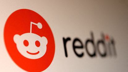 Reddit logo is seen in this illustration taken November 7, 2022.