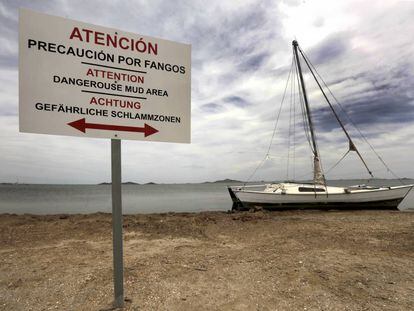 Warning signs on a beach in Murcia.