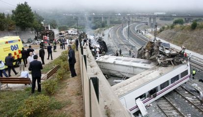 The scene in the aftermath of the July 24 train crash in Angrois, near Santiago. 