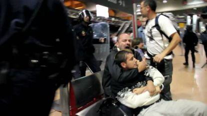 A still from the video of police entering Atocha.