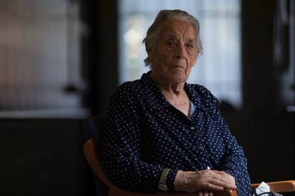 Lucía de la Torre Muñoz, 94, recounts what she remembers about the arrest and execution of her mother.