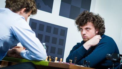 Niemann stares at Carlsen during a match on September 4 in Saint Louis, Missouri.