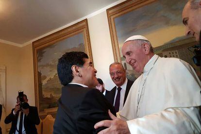Maradona and Francisco meet before Wednesday's charity game.