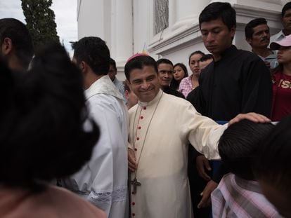 Bishop Rolando Álvarez in his hometown of Matagalpa (Nicaragua) in 2021.