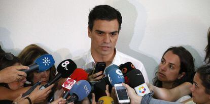 Pedro Sánchez speaks to the media after voting in Socialist primaries.