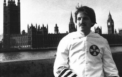David Duke in a Ku Klux Klan uniform in London in 1978. He managed to visit the country despite being banned.
