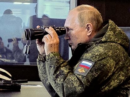 Russian President Vladimir Putin observing military drills in Vostok on September 6.