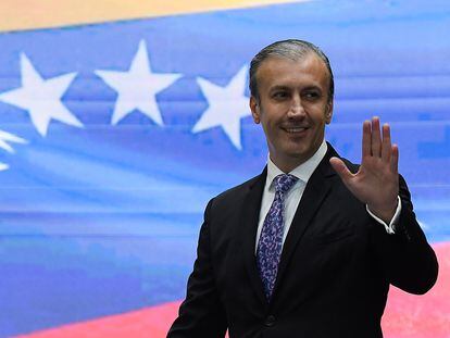 Tareck El Aissami arrives at a signing ceremony for an agreement with Chevron, in Caracas, last December.