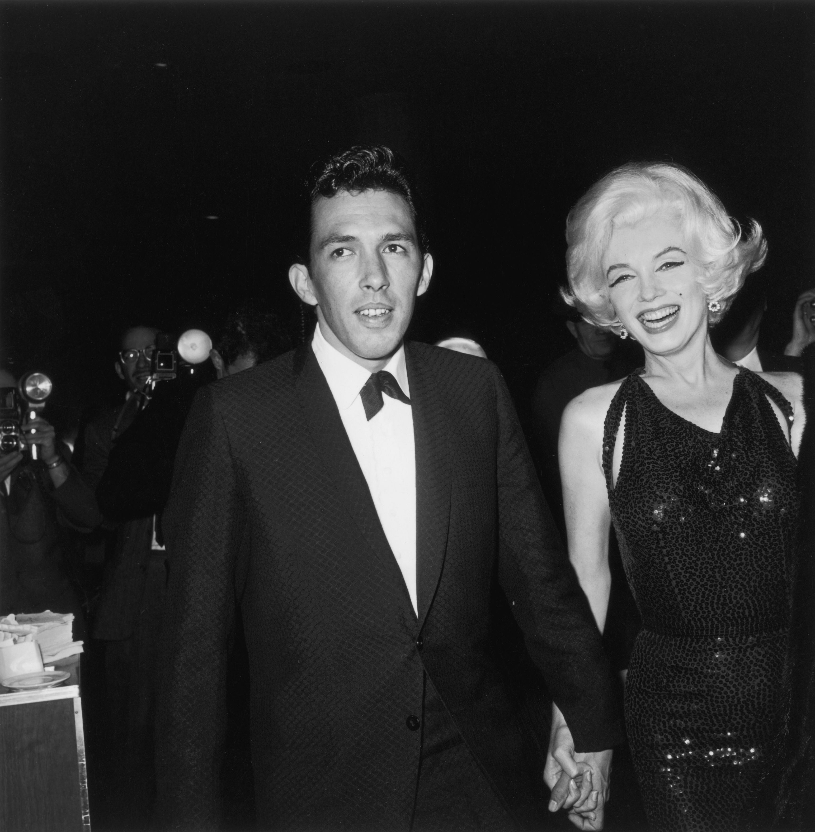 Marilyn Monroe with writer José Bolaños at the Golden Globe Awards in California.