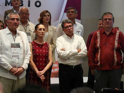 Adàn Augusto López, Claudia Sheinbaum, Ricardo Monreal and Marcelo Ebrard during a MORENA party meeting on June 11, 2023.