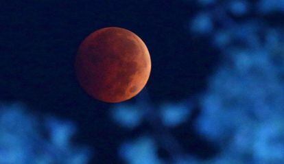 The blood moon as seen in Wisconsin, US, on October 8, 2014.