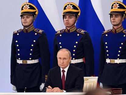 Putin at the ceremony in which he declared the annexation of the Ukrainian provinces of Donetsk, Luhansk, Kherson and Zaporizhia.