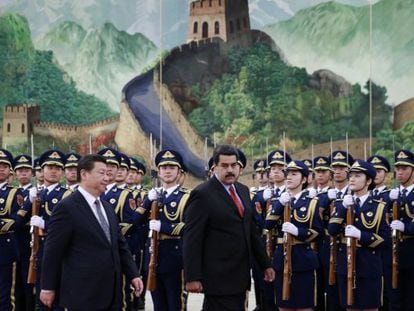 Nicolás Maduro with Chinese President Xi Jinping in Beijing.