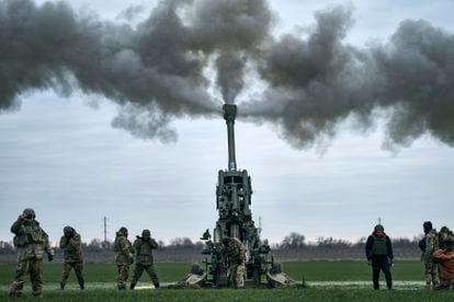 A Ukrainian artillery unit fires at Russian positions with a US-supplied howitzer in the Kherson region on January 9, 2023.