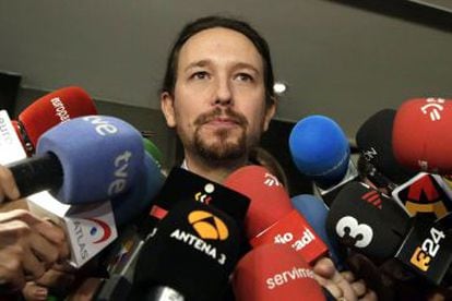 Podemos leader Pablo Iglesias wants to get back into the center of negotiations.