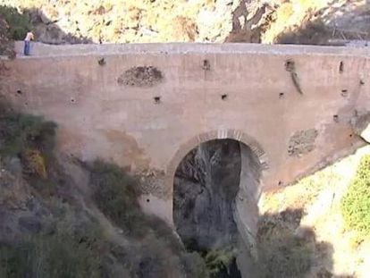 The bridge in Granada province where a Briton died bungee jumping in June.
