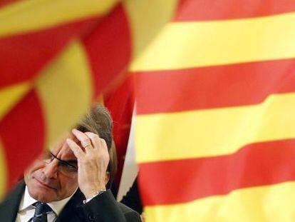 Time for reflection? CiU grouping leader Artur Mas at a news conference in Barcelona on Sunday. 