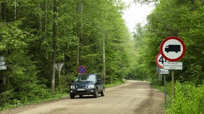 The dirt road to Narewkowska could be paved over soon.