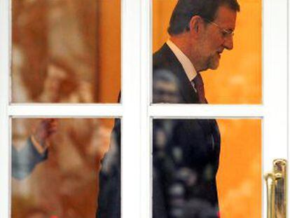 Prime Minister Mariano Rajoy&#039;s first budget includes savings of over 27 billion euros.