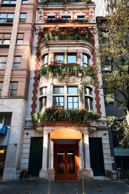 The front façade of Casa Cruz, on New York’s Upper East Side.