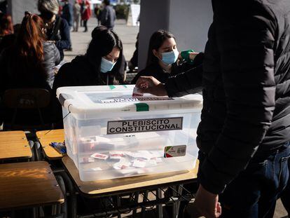 Chilean voters participate in the 2022 Constitutional Referendum.
