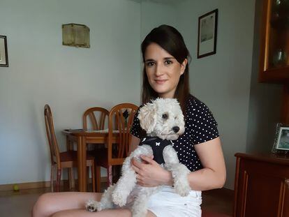 Nuria Alonso with her dog Sugus, who developed separation anxiety during the pandemic