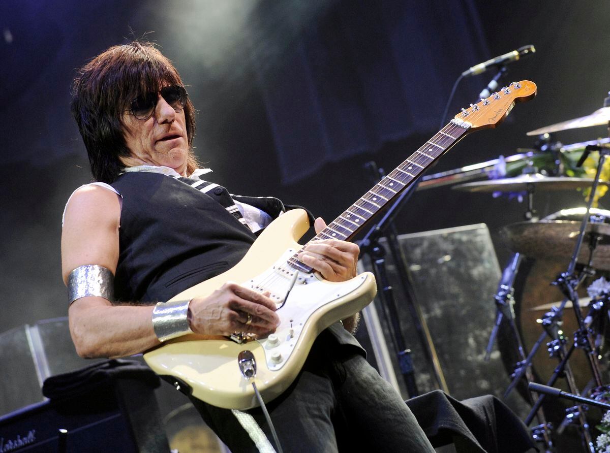 Jeff Beck, the most unusual of guitar heroes | Culture | EL PAÍS English