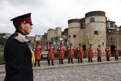 Yeomen custodians, known as “Beefeaters,” stand in formation outside St. James's Palace during King Charles III’s proclamation ceremony.
