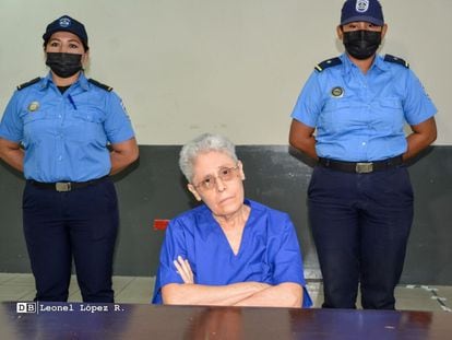 Dora María Téllez at a hearing in Managua.