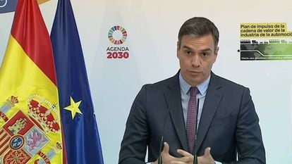 Spain's PM Pedro Sánchez presenting the plan to support the auto industry.